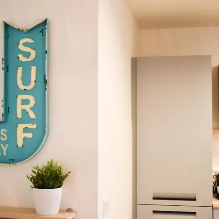 West Coast Apartment