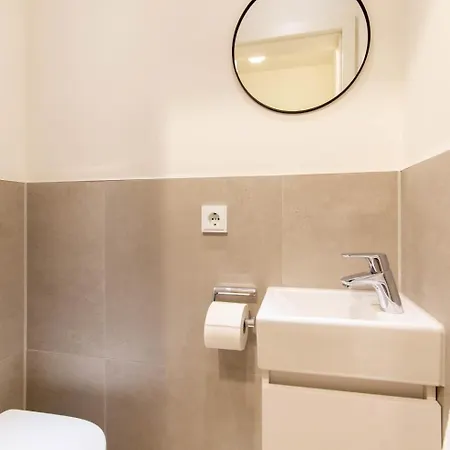 West Coast アパート *