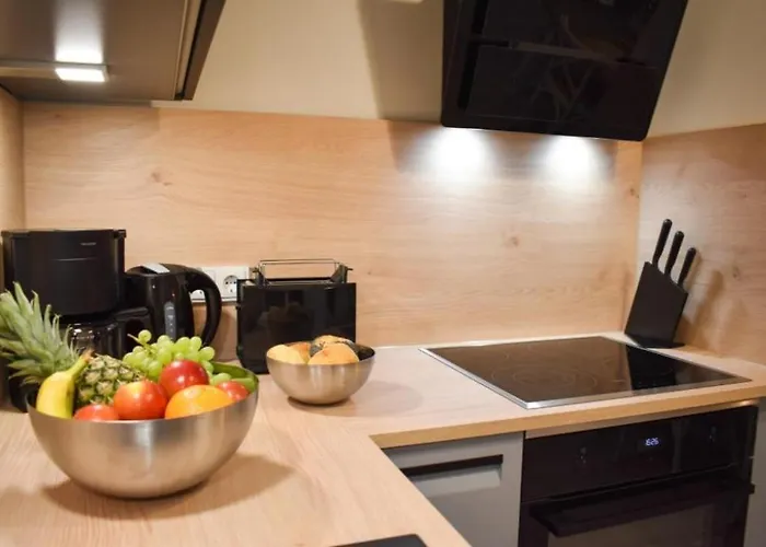 West Coast アパート シャルボイツ